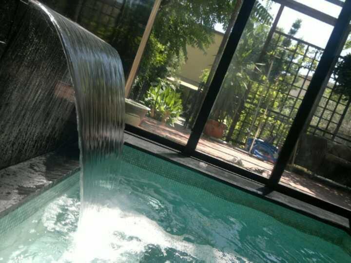 Apartamento La Casa Con Piscina Riscaldata Interna Anna Luxury Garden Pisa Exterior foto