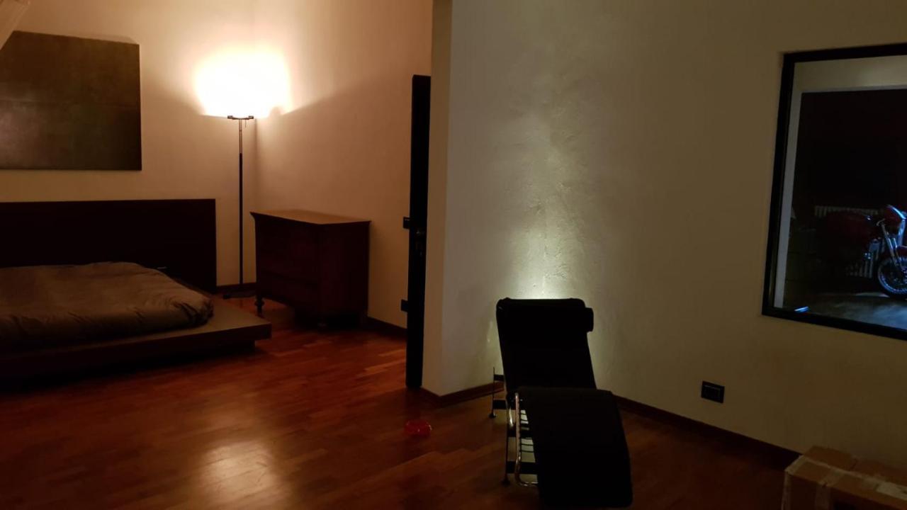 Apartamento La Casa Con Piscina Riscaldata Interna Anna Luxury Garden Pisa Exterior foto